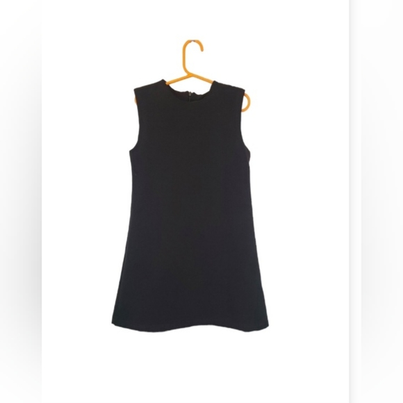 Black Sleeveless Girls Dress - Picture 2 of 5